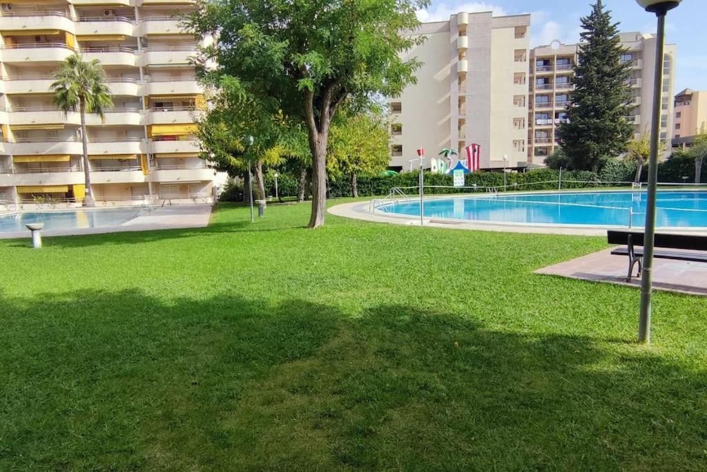 Apartamento En Salou Con 3 Piscinas Junto A Port Aventura Экстерьер фото